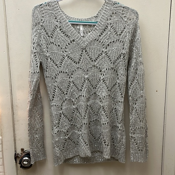 Studio Y Silver Sequins Embellished. Size Small - Picture 12 of 14